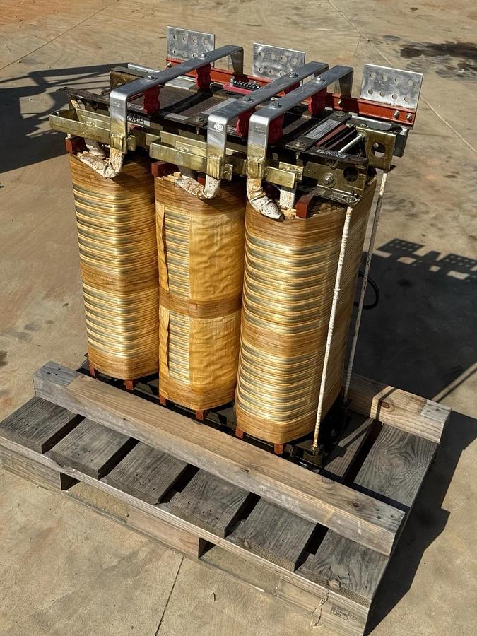 MGM Transformer 300 KVA AD370-S0894 480V-208Y/120 220C 300kva AD370S0894