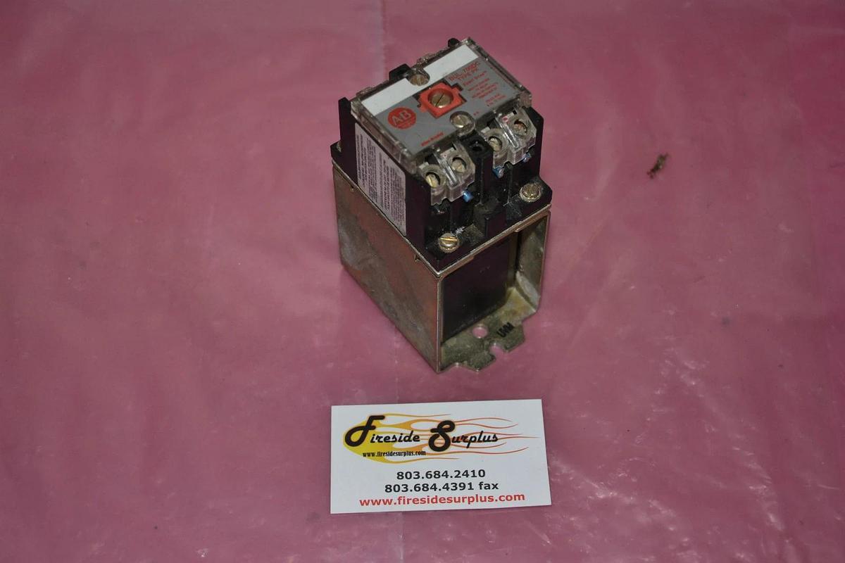 Used ALLEN BRADLEY DC RELAY BUL. 700DC TYPE PK 700DC-PK400Z24 700DC PK400Z24