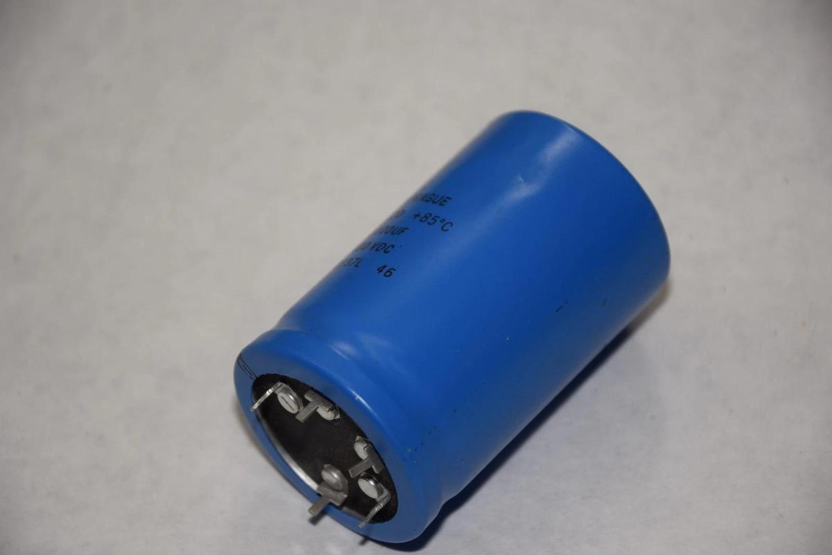 SPRAGUE 82D +85 DEGREE CELSIUS 1100uF 450VDC 9137L CAPACITOR NEW