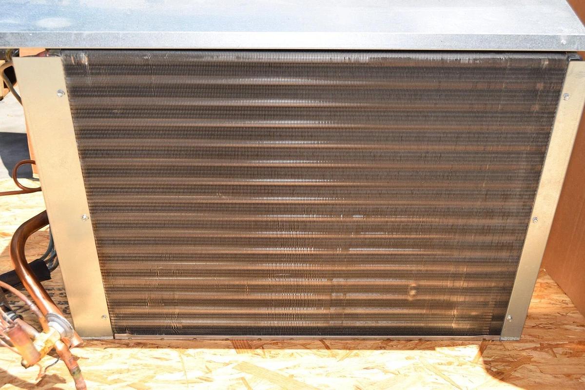 Used Liebert Corporation  Condenser Coil 5000-4 50004 N15F740090