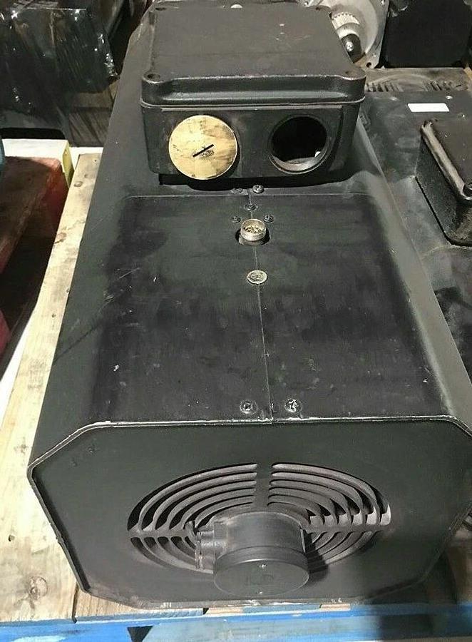 Used INDRAMAT BOSCH Induction Motor 2AD180C-B350B1-BS03-B2V1 - 52KW - 244686