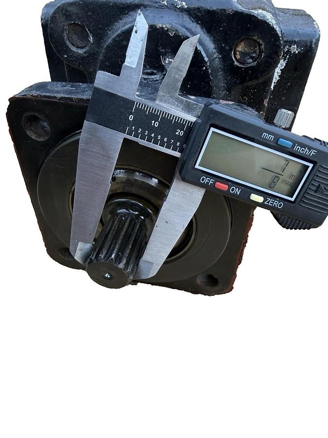 Used Commercial Intertech 303-9217-006 Hydraulic Winch Motor