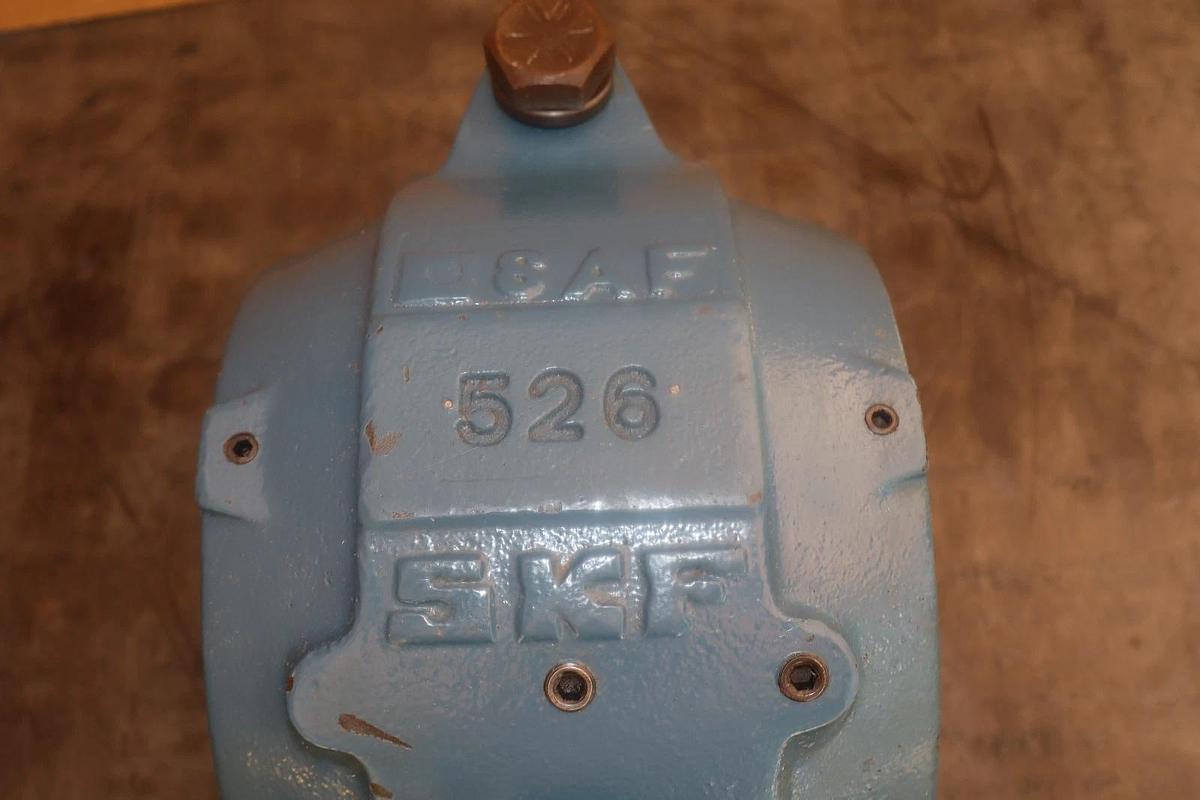Refurbished SKF Pillow Block HOUSING 4-Bolt SAF-526 SAF 526 SAF526 *Refurbished*