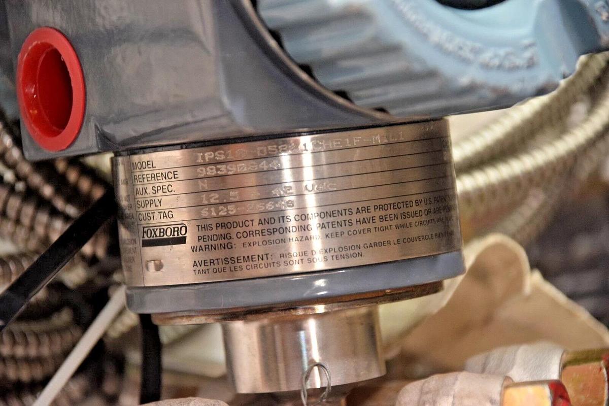 Used Foxboro Pressure Transmitter IPS10-D58A1CHE1F-M1L1 12.5-42vdc