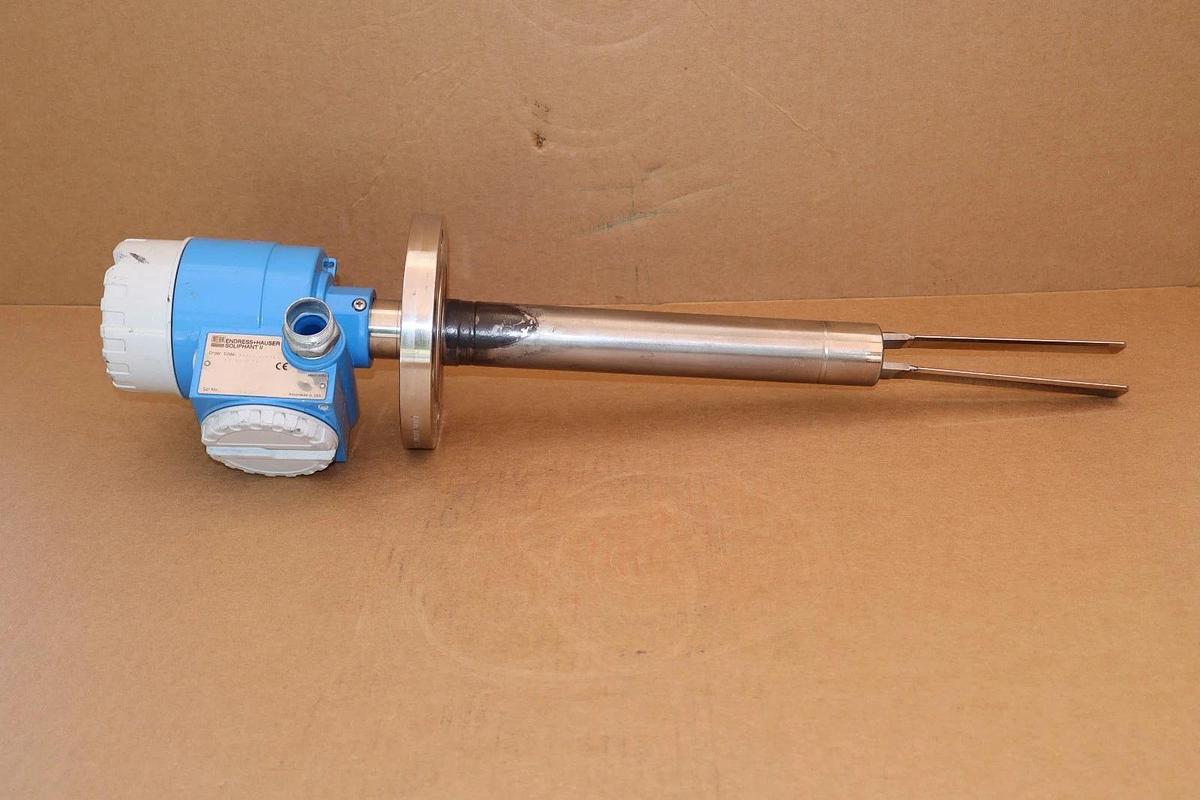 Used ENDRESS + HAUSER Liquid Level Sensor FTM31D-A5KM13 FTM31DA5KM13 L1 18"