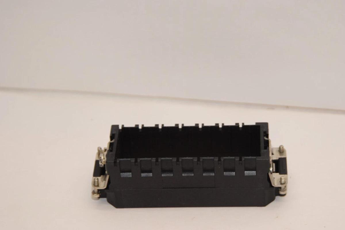 (NEW - Lot of 2) WEIDMULLER HDC-CR24-7S Heavy Duty Connector