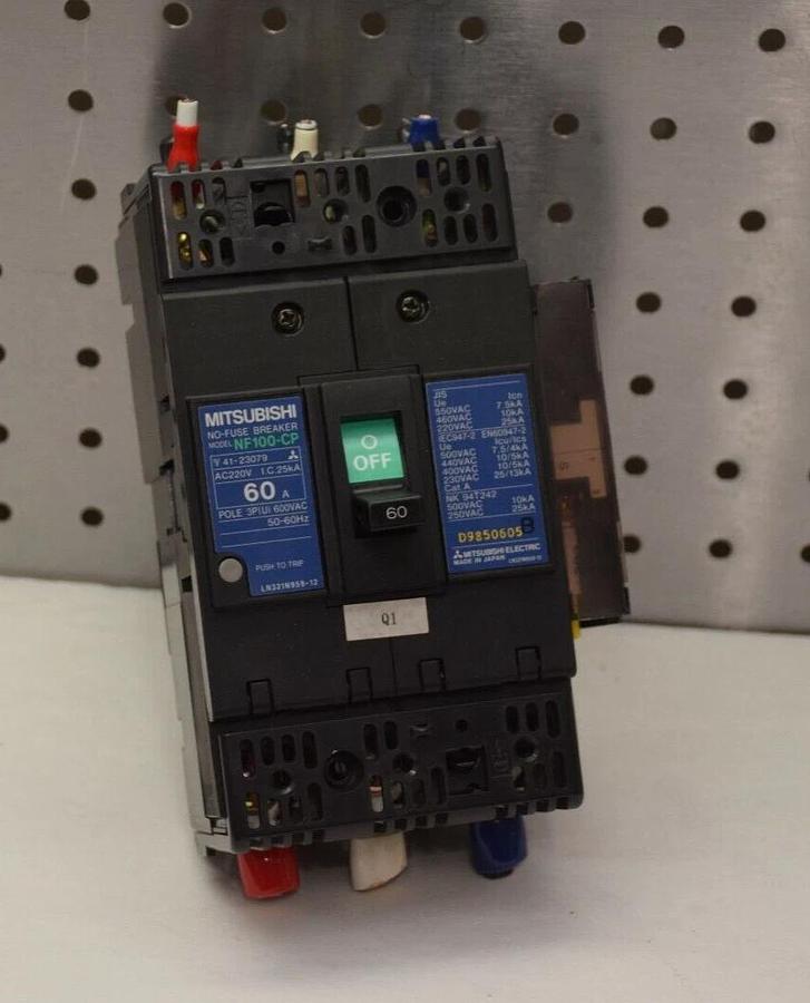 Used MITSUBISHI NF100-CP NF100CP 60AMP CIRCUIT BREAKER