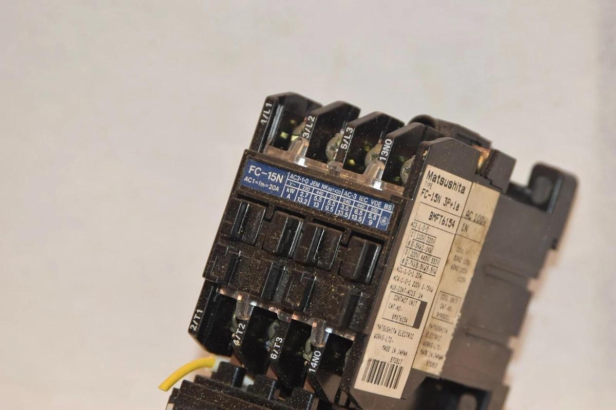 Used MATSUSHITA FC-15N STARTER W/ FT-15N RELAY 0.95A-1.45A 100-110V AC 50/60Hz COIL