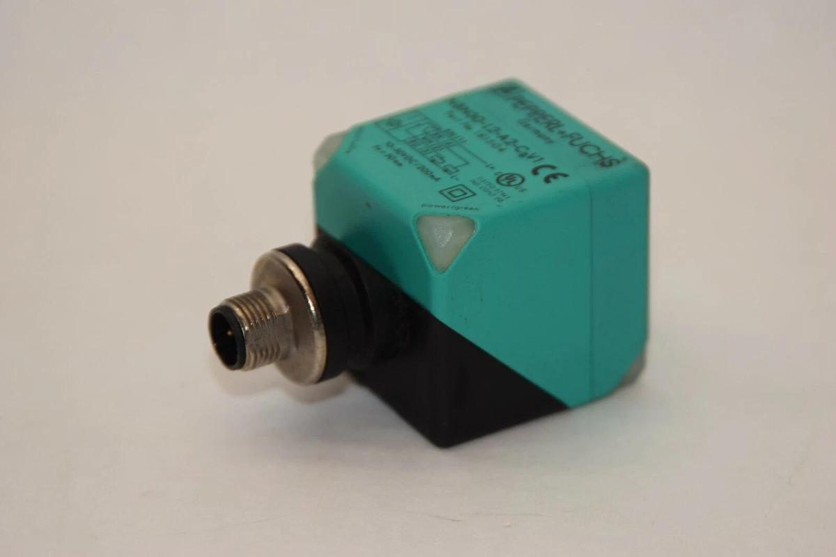 Used PEPPERL + FUCHS NBN30-L2-A2-C-V1 181504 10-30Vdc Proximity Sensor *No Hardware*