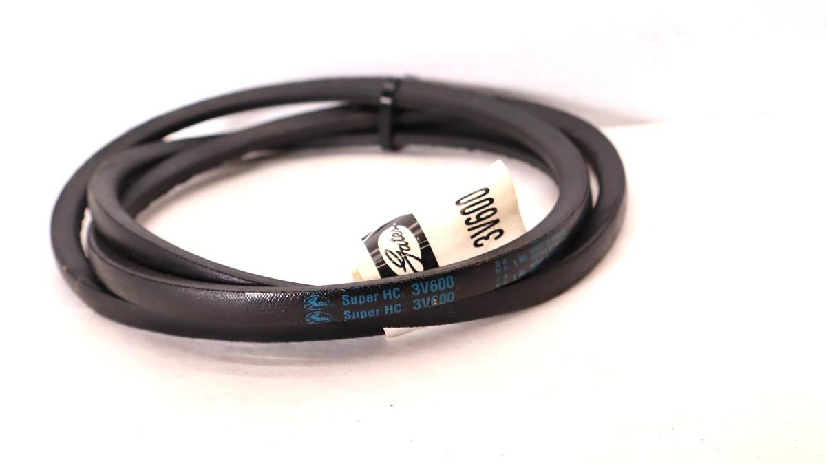 (NEW) GATES 3V600 , 9332-0600 Super HC V-Belt