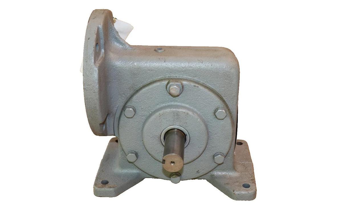 Dayton Gear Box Speed Reducer 2Z152A NP 2Z152ANP Ratio 24:1 USA *NOS*