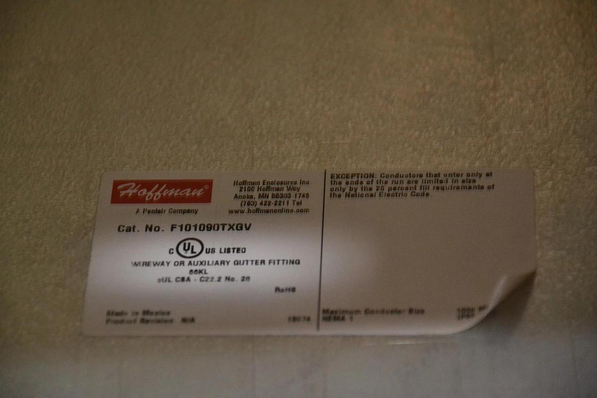 HOFFMAN ENCLOSURE F101090TXGV F101090TXGV 10" 90-Degree Elbow Tee Wireway Trough