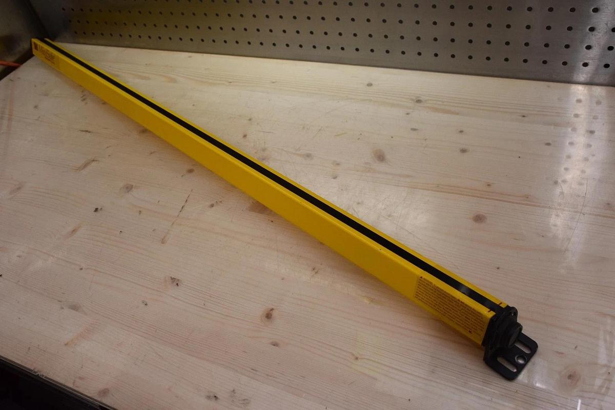 Used STI MS4340BR 42672-0400 MINISAFE SAFETY LIGHT CURTAIN