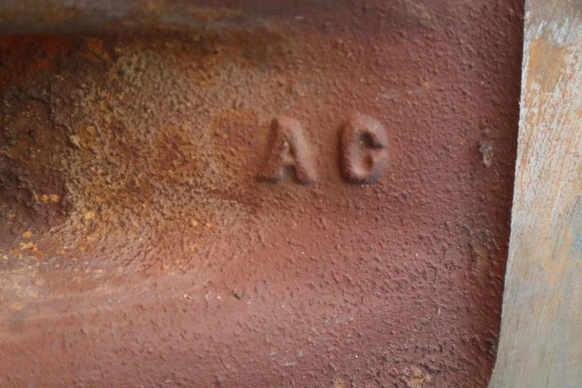 Dodge Pillow Block HOUSING 4-Bolt 041223 4-15/16" - 5-1/4" Cast Iron (NOS)