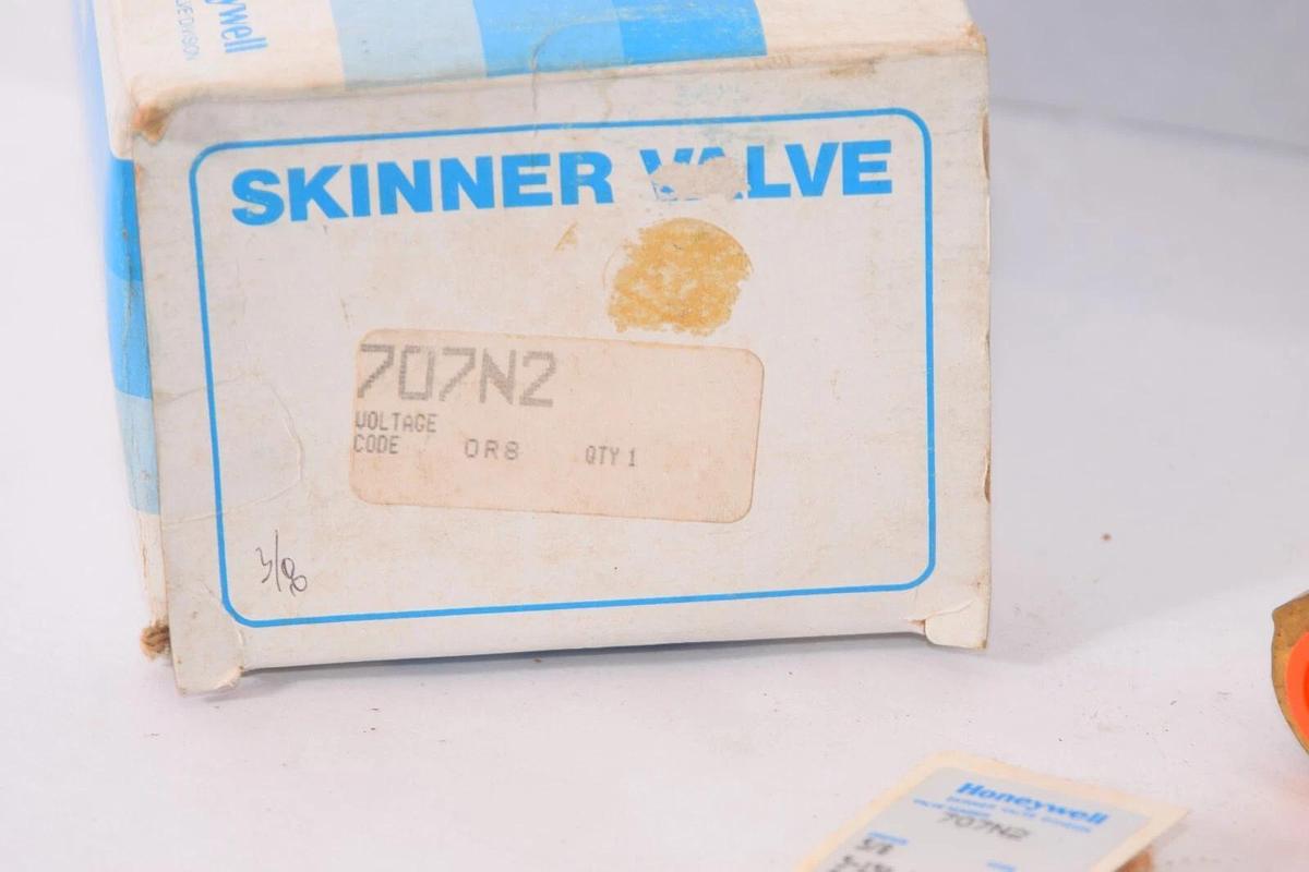 (NEW) HONEYWELL / SKINNER 707N2 5/8 Orifice Valve