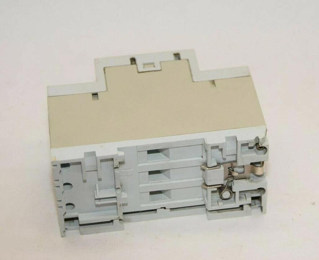 Used ALLEN BRADLEY 140-MN-0160 Series D 1.0-1.6A Manual Motor Starter