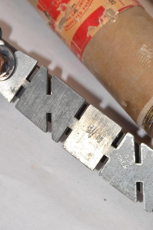 (NEW) PIERCE F-11005 101-200 200Amp 600V Fuse