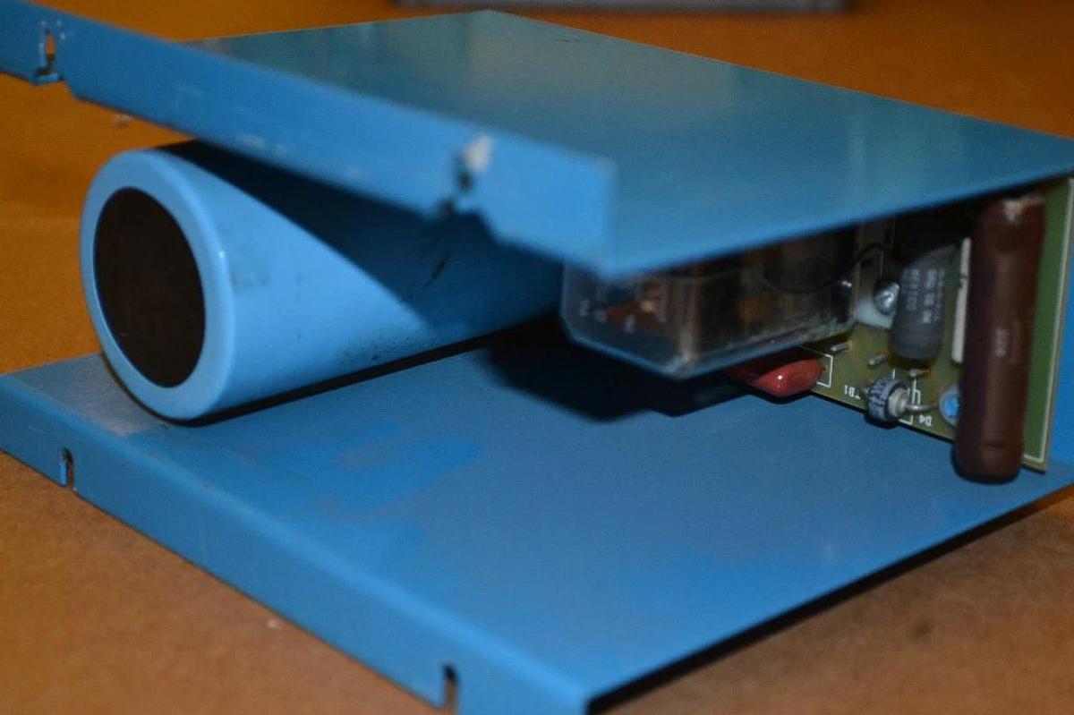 Used CEC Controls Glitch Gobbler 20-0001 200001 20 0001