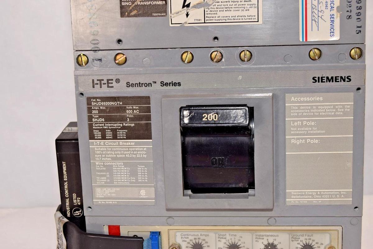 Used Siemens I-T-E Sentron Breaker 200a SHJD69200NGTH SHJD6 600v 3p 200 Amp Trip