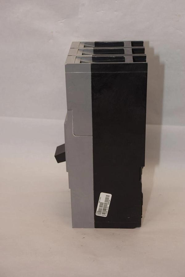 (NEW) SIEMENS HFXD63B175 Ser. A 175A Amp 600V 3P Sentron Series Circuit Breaker