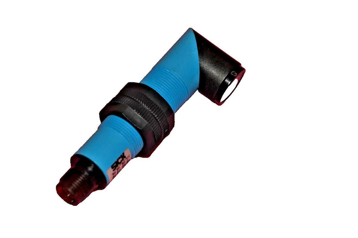 SICK PROXIMITY PHOTOELECTRIC VT18-2P4420 VT182P4420 6011389 10-30V NEW