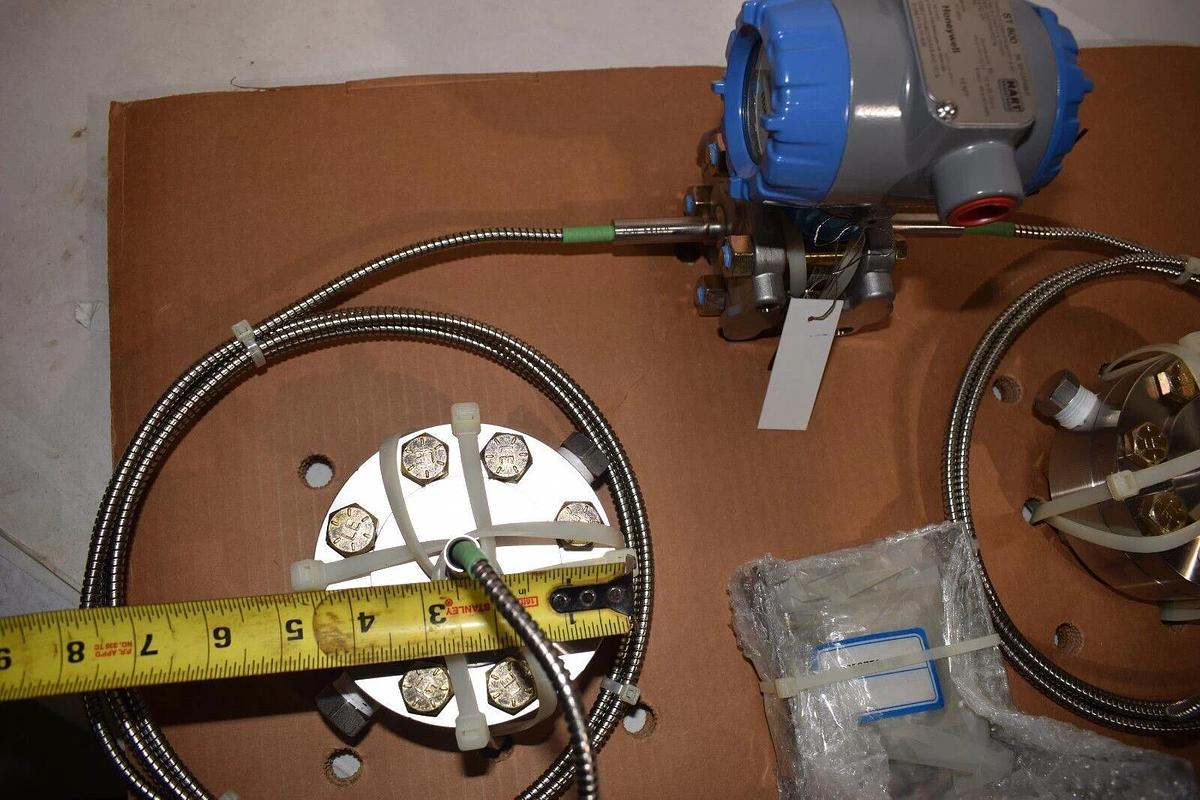 Honeywell STR800 DP Remote Seal ST800 YSTR82D-21CC5B0-(YYY)JBC(Y)S(Y)-B   (NEW)