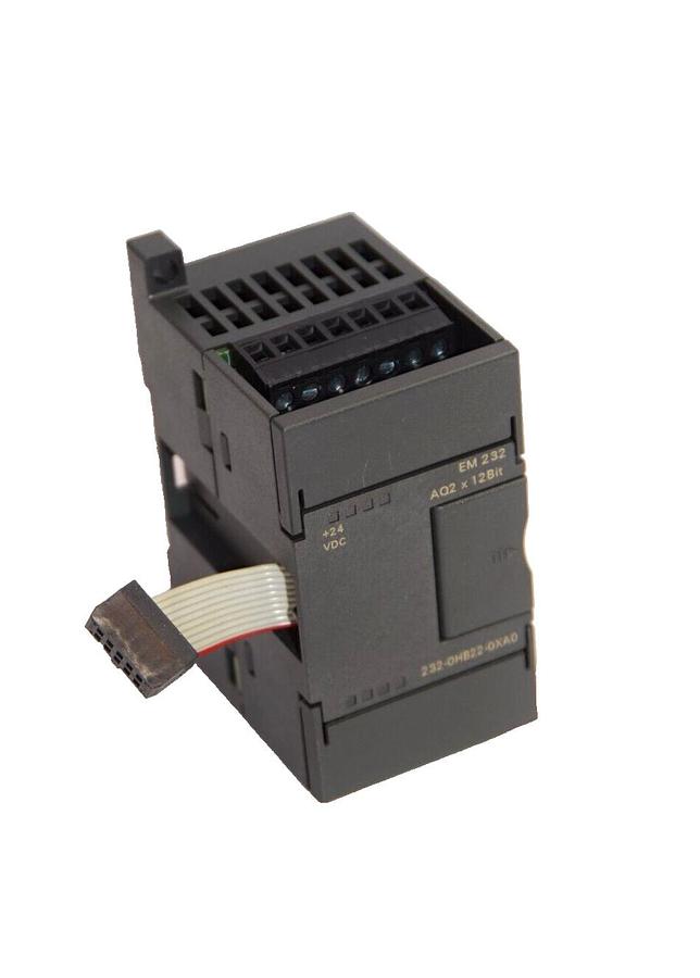 Used SIEMENS 232-0HB22-0XA0 , 6ES7 232-0HB22-0XA0 24Vdc Analog Output Module