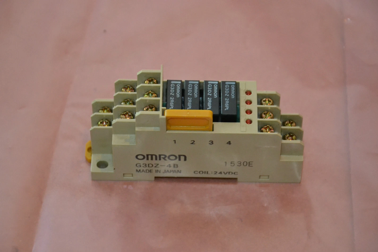 Used OMRON G3DZ-4B G3DZ 4B G3DZ4B RELAY 24VDC coil
