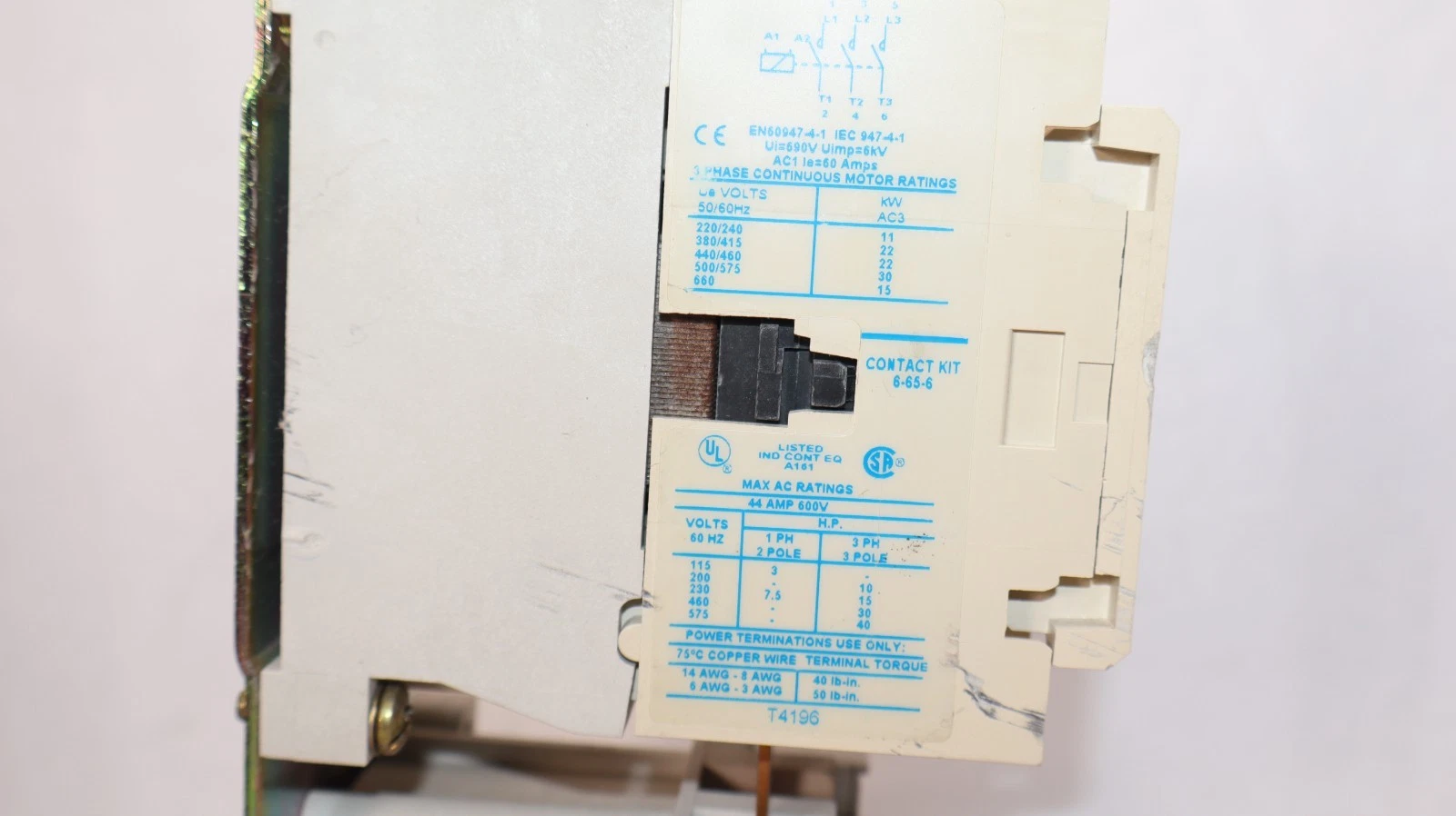 Cutler-Hammer Eaton Starter CE15HN3 C306GN3 660V 60A 60 Amp 120v Coil H2014B