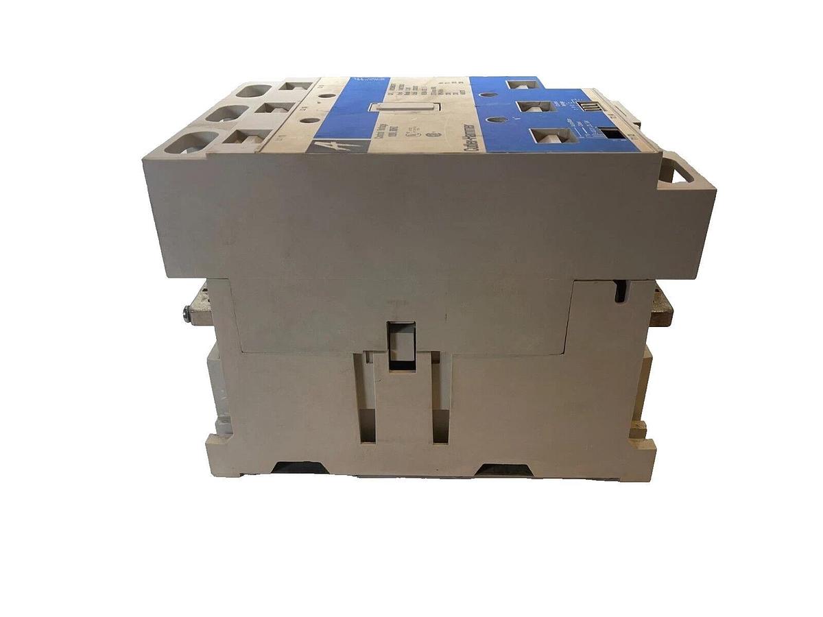 Cutler-Hammer Westinghouse W200M5CFC Size Sz 5 Motor Starter 1A96725C01 *REFURB*