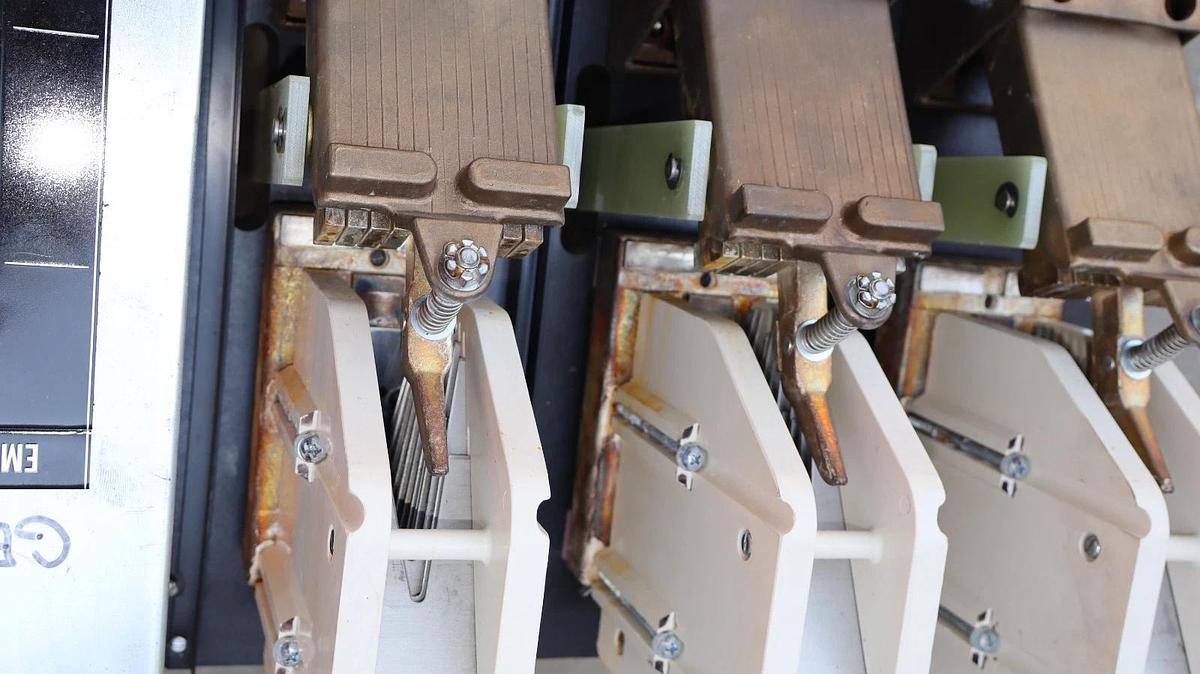 Used Zenith Automatic Transfer Switch 1600a 1600 Amp 3ph 277/480v ZTSDH160ES-7