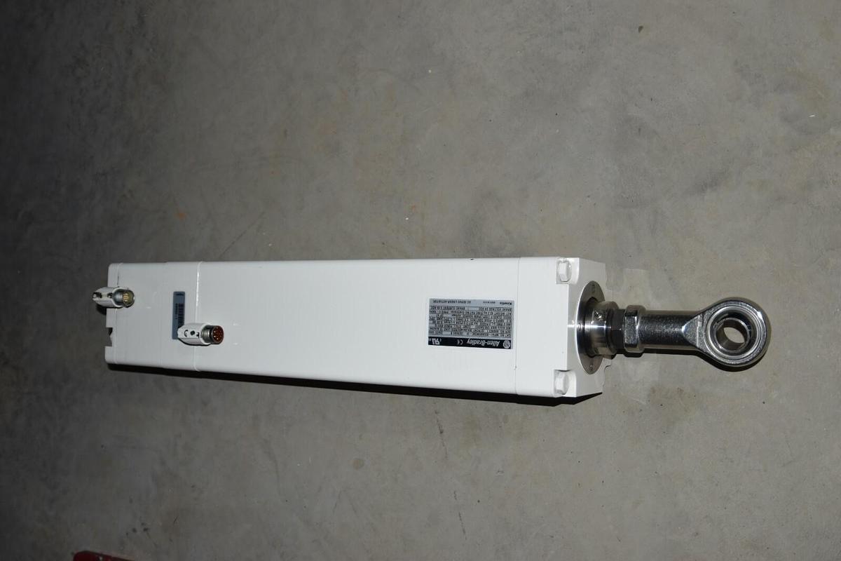 (New) Allen Bradley AC Servo Linear Actuator MPAI-B5300EM34C-W 460V
