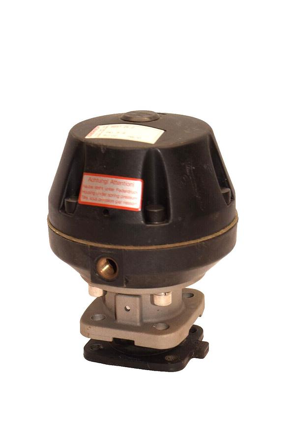 Used GEMU 9687 25 Z - 1 , 968725Z-1 , PST 3-6 Diaphragm Pneumatic Valve