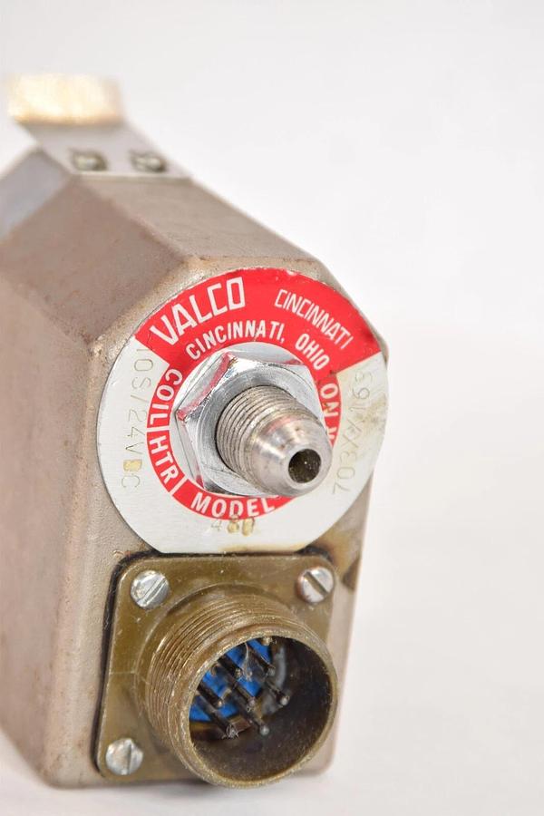 Used VALCO 703XX163 Model 480 10S/24Vdc  Solenoid Valve Glue Control Valve