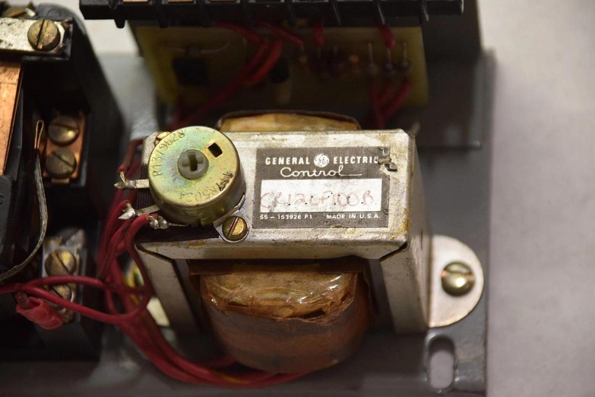 Used GENERAL ELECTRIC CR120P100B WITH CR2790E100H35 10A 12V CONTROL RELAY COIL