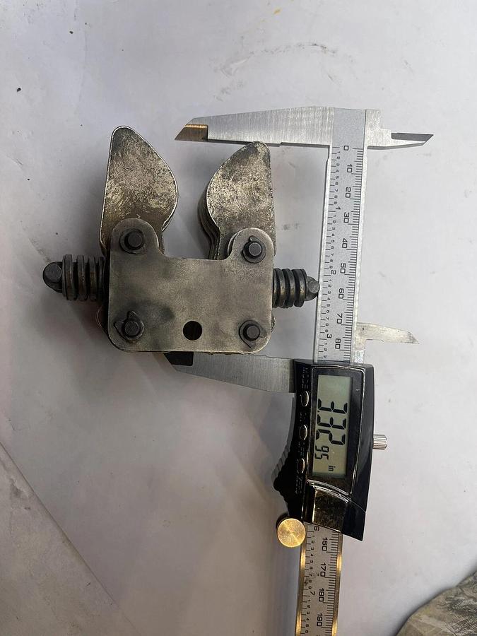 Used Cutler hammer Westinghouse  600A PRIMARY DISCONNECT ASSEMBLY