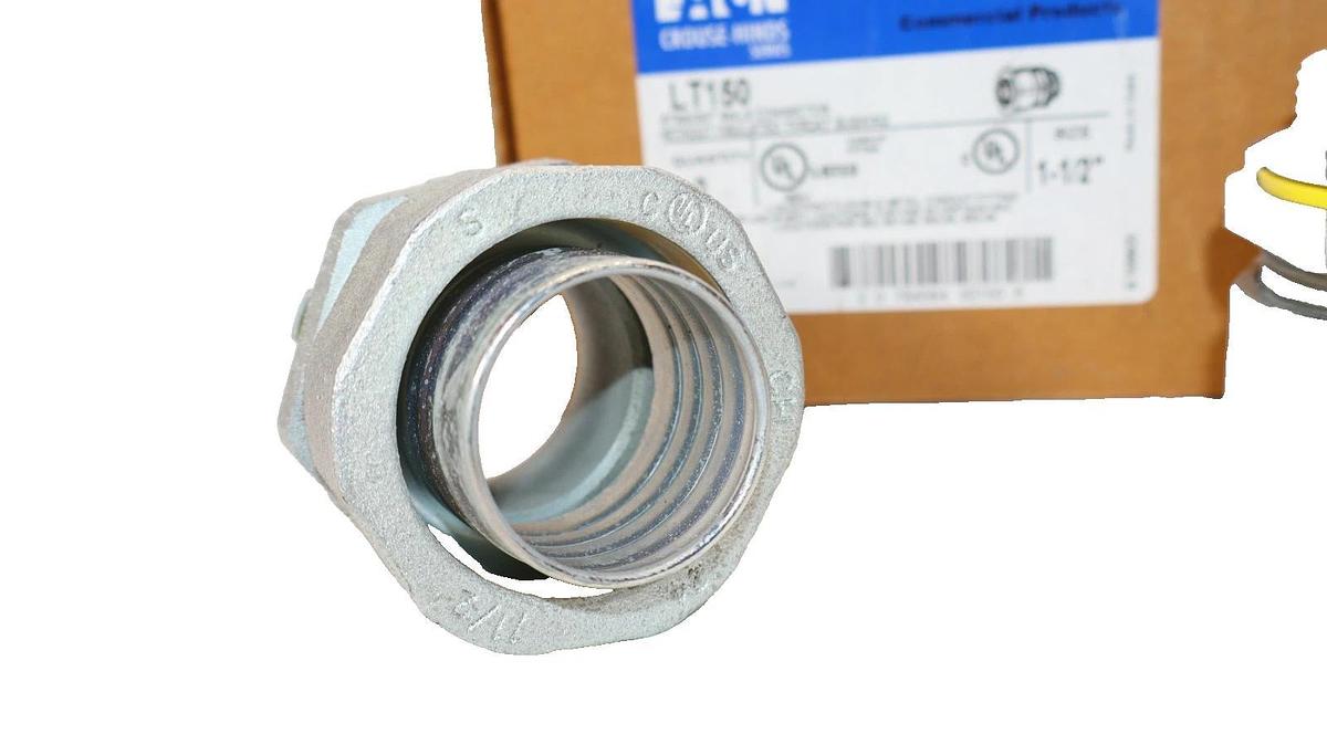 Eaton LT150 1-1/2" Liquidtight Flexible Metal Conduit Fitting (New - Box of 2)