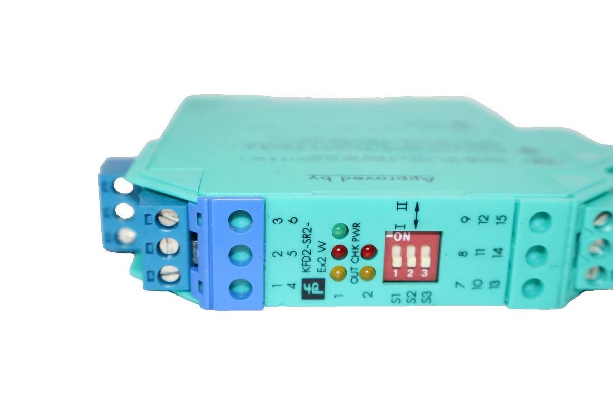 Used Pepperl + Fuchs Isolation Switch Amplifier KFD2-SR2-Ex2.W , 132960 K-System