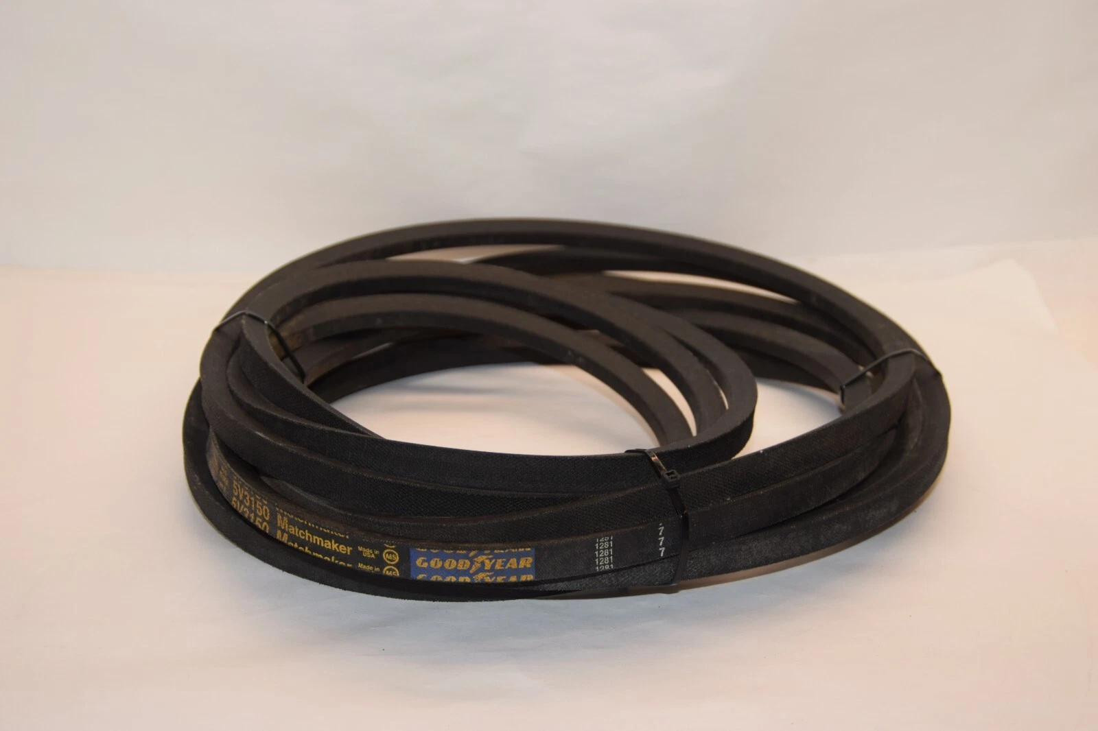 (NEW) GOODYEAR 5V3150 Matchmaker HY-T Wedge USA V-Belt