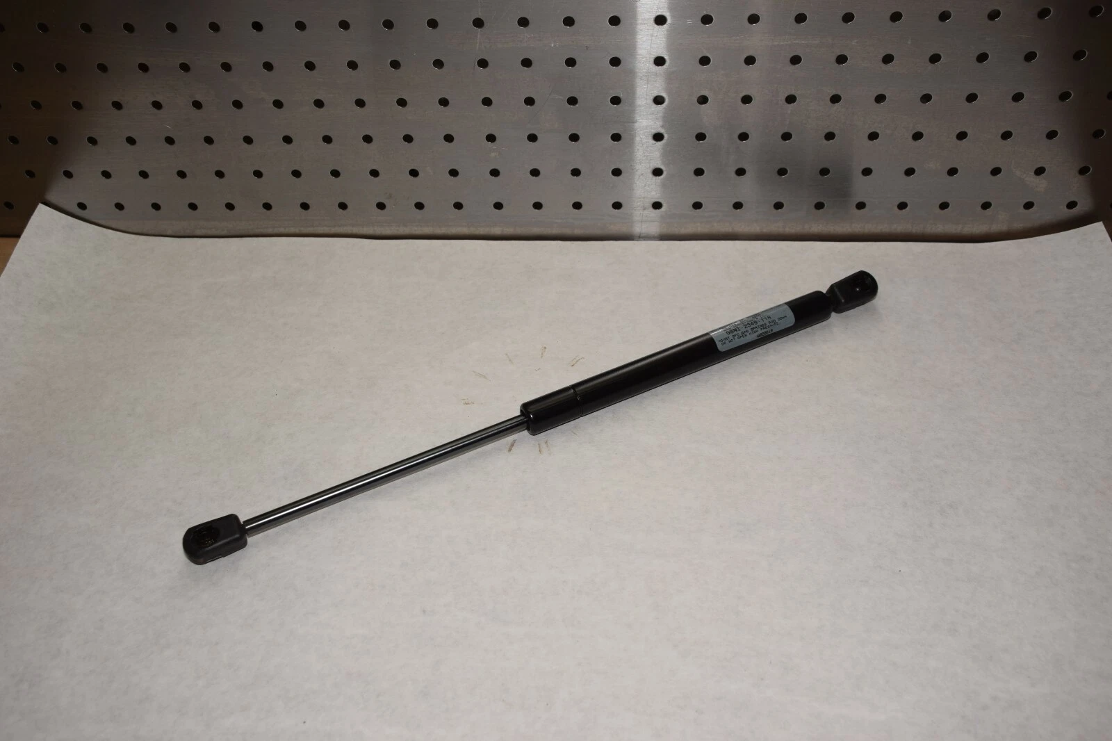 Used SPD-DIVISION GSNI-2349-118 GSNI2349118 MOUNT GAS SPRING SHOCK
