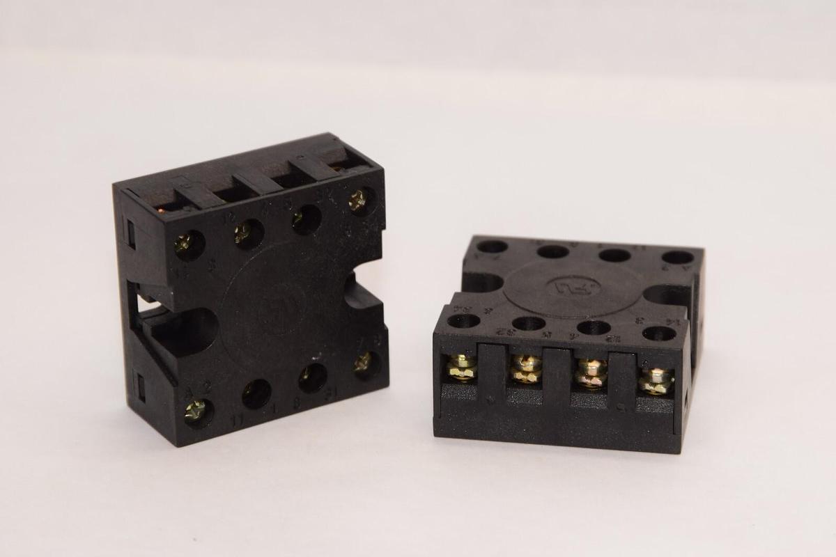 (NEW - Lot of 2) DYNAPAR PBT03155 8-Pin Socket Relay