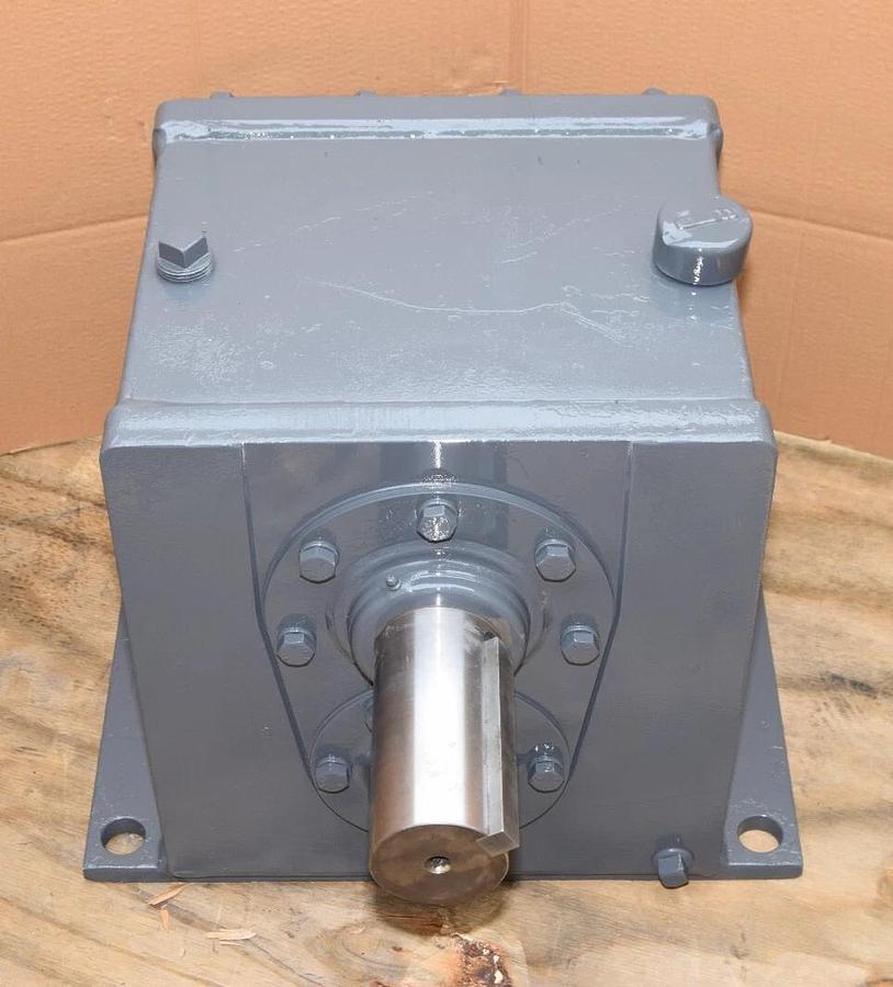 Used FALK Enclosed Gear Drive Gearbox Reducer 1060FZ2A 90J3101 13.49 SF 1.77 30hp