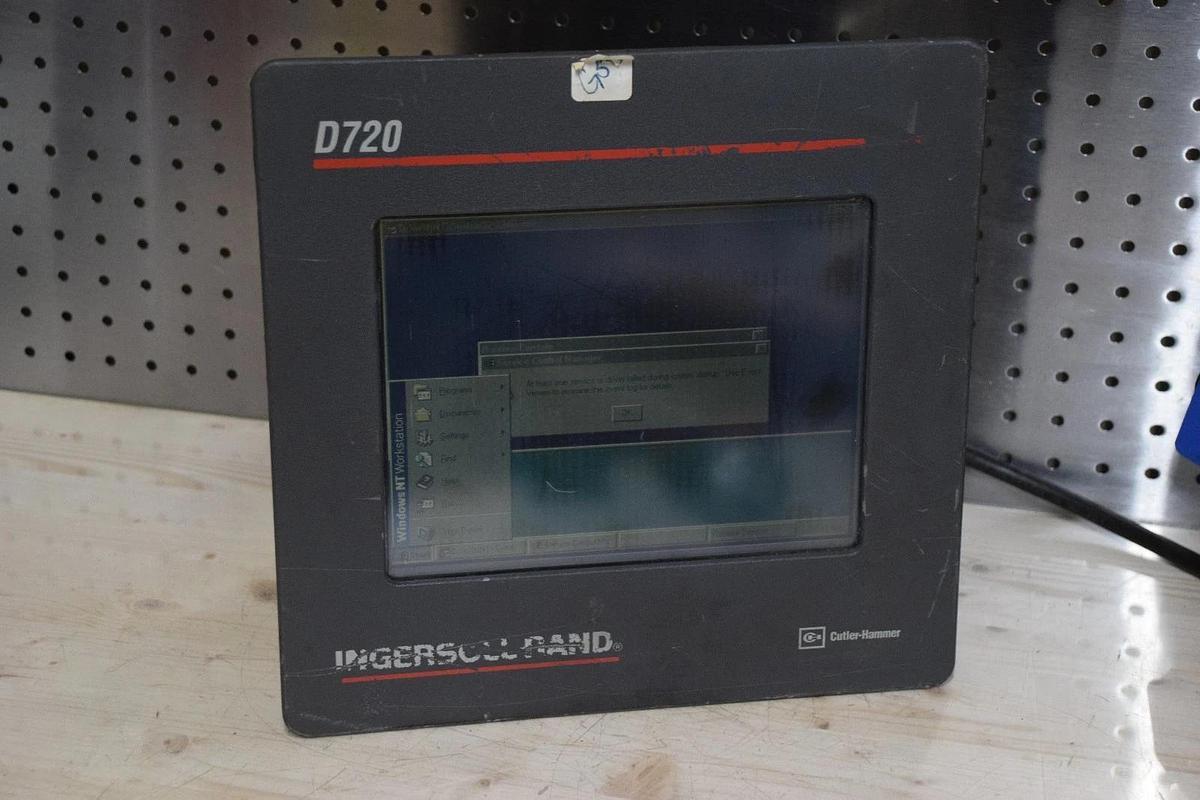 Used Cutler-Hammer D720  DS71205-01 Operator Interface Industrial PC