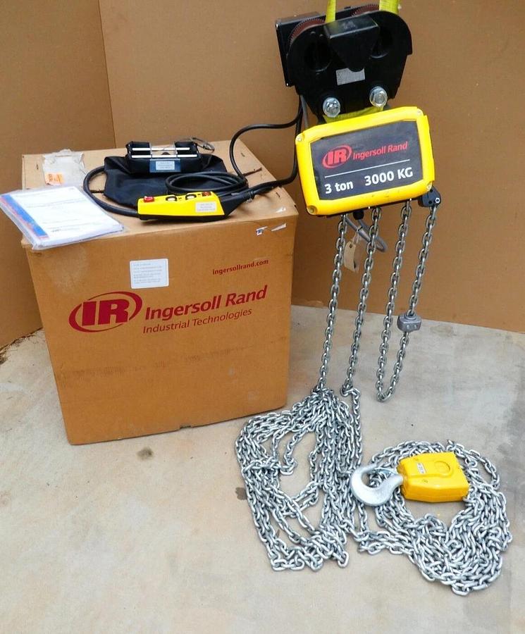 Ingersoll Rand 3 Ton IR Quantum Electric Hoist 25 Ft. Chain QCH200-2ND300 (New)
