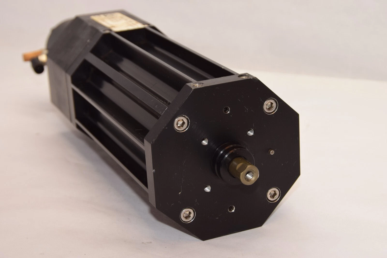(NEW) GRACO 918-582 918582 AC Servo Motor