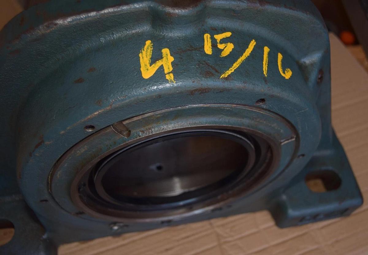 Rex Pillow Block Bearing Steel Housing ZP5415F ZP5415-F 5050780011 4-15/16 NOS