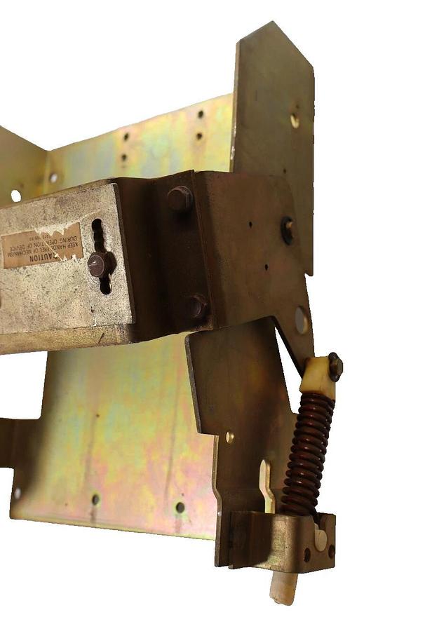 Used SQUARE D Circuit Breaker Operating Mechanism 9422 RT-1 9422-RT1 Ser C