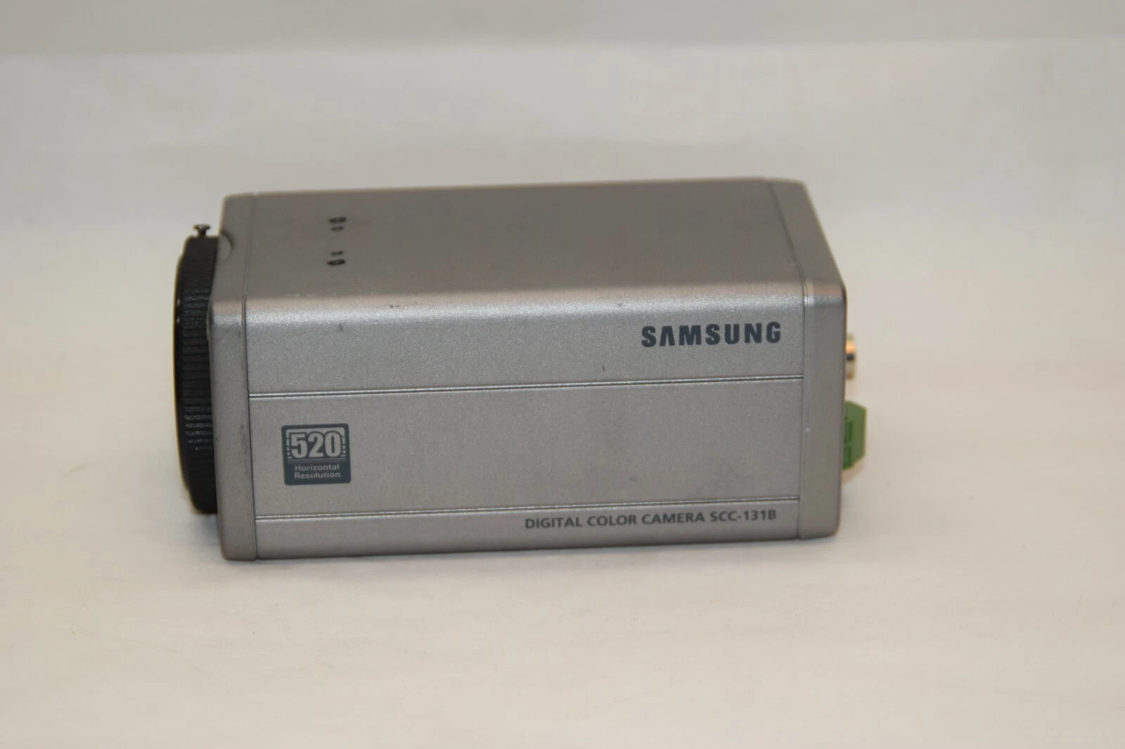 Used SAMSUNG SCC-131B Digital Color 520 Horizontal Resolution 24V 3W Security Camera