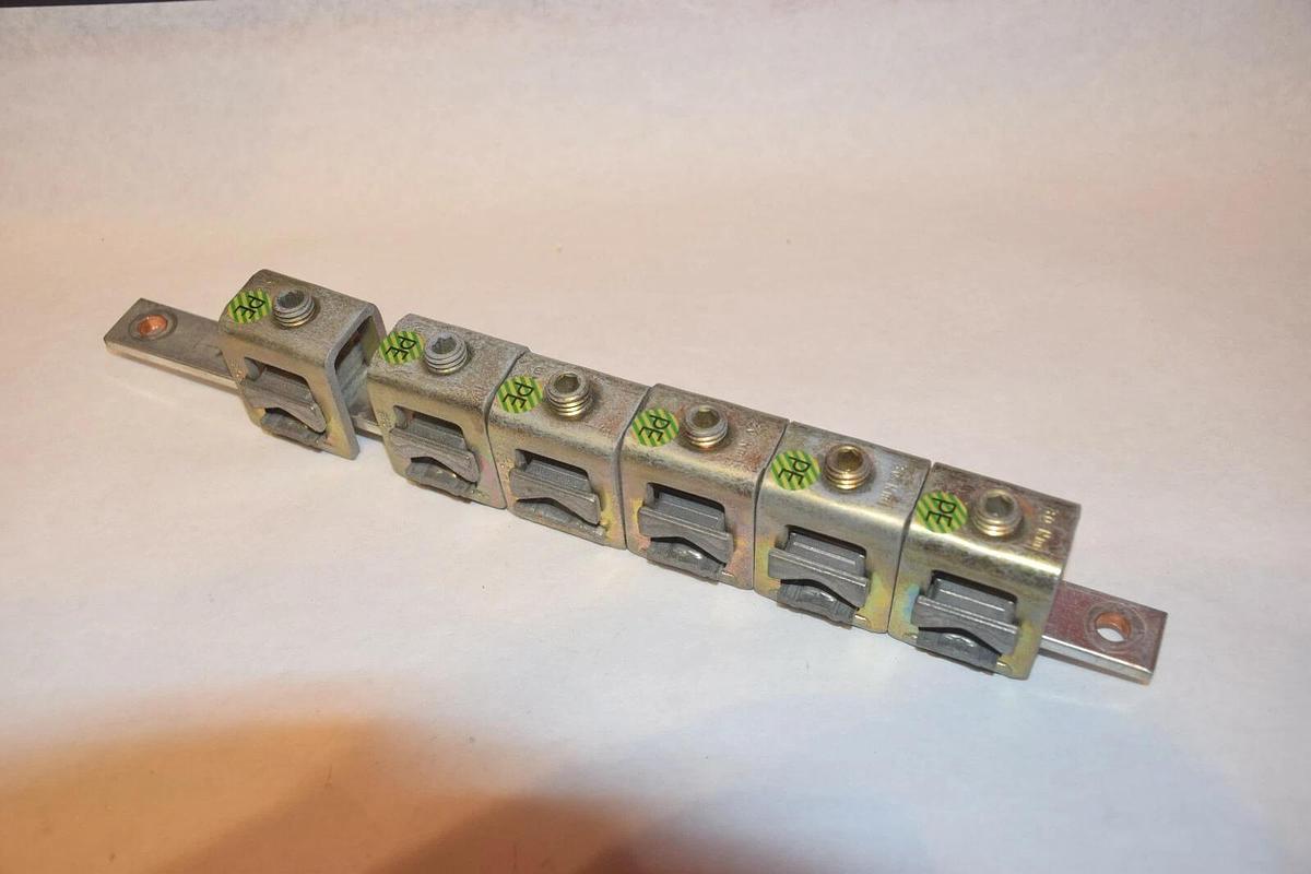 Used KLOCKNER MOELLER  13" Copper Buss Bar with grounding clamps K20X5 Clamp