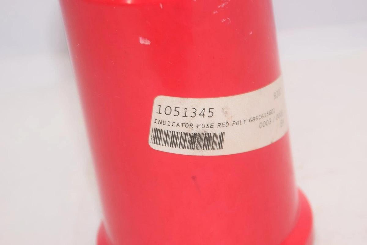 (NEW) 686C15G01 1051345 Indicator Standoff Fuse Red Poly Isolator 3/8"x16